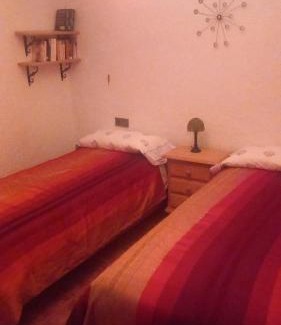 Murtas House | Relax at La Cruz Pintá II: Family-Friendly Pool Retreat
