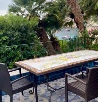 Marina Piccola Apartment | Oceanfront Bliss at La Cuchina - Guest Rated 8.2/10