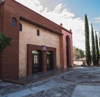 Teotitlan del Valle Bed & Breakfast | Pet-Friendly La Cupula B&B in Teotitlan with Breakfast