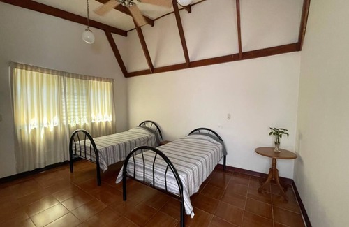 San Joaquin de Flores Bed & Breakfast | La Dehesa B&B San Joaquin