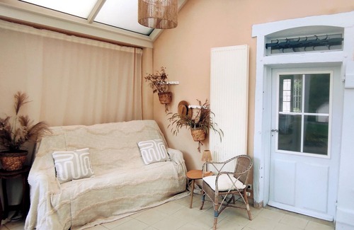 Saint-Etienne-en-Bresse House | La Demeure de l'Intendant - 15-person gîte with 9000m2 grounds and swimming pool