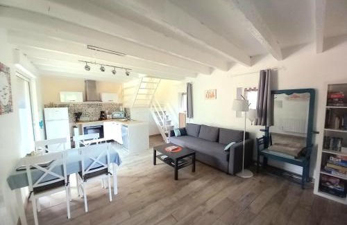 Plobannalec-Lesconil House | Seaside Retreat at La Demoiselle du Finistère: Rated 9/10