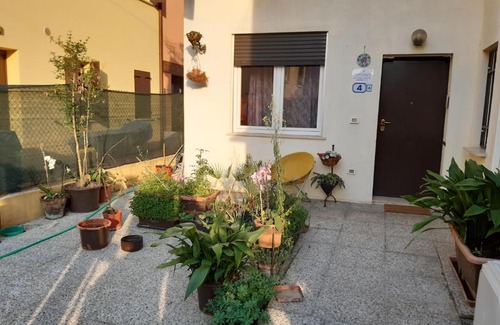 Padova Apartment | Discover La Dependance: Pet-Friendly with Free Breakfast