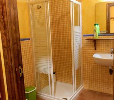 Villamalea House | Cozy La Derrubiá: Oceanfront Escape with Family-Friendly Perks