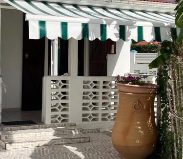 Saint-Louis House | Pet-Friendly LA DESIOR with Oceanfront Views & Breakfast