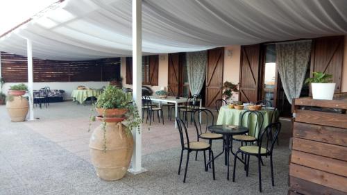 Pontecagnano Faiano Bed & Breakfast | Discover La Dimora dei 5 Sensi with Ocean Views