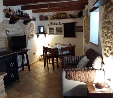 Chiaserna House | Experience La Dimora dei Ricordi: 10/10 Rated Retreat