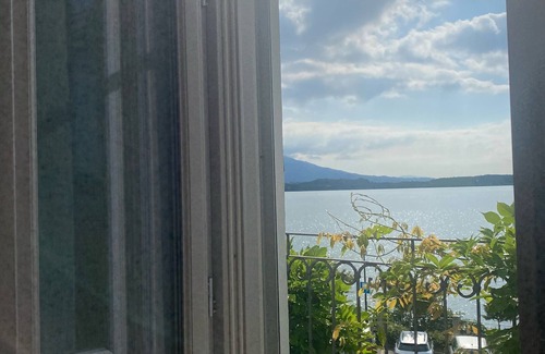 Belgirate Apartment | Relax at La Dimora del Glicine with Lake Views & Family Amenities