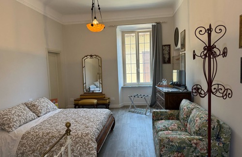 Ovada House | Discover Comfort at LA DIMORA DI B.CAIROLI with Breakfast