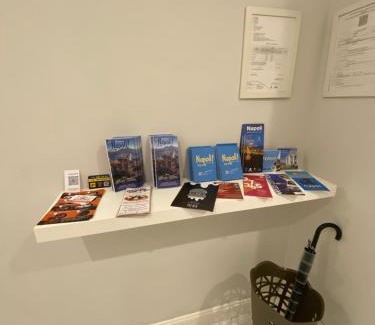 Materdei Bed & Breakfast | LA DIMORA DI MARTI " Museo Dante "in Centro ELEGANTE E CONFORTEVOLE