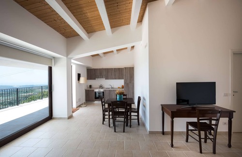Ragusa House | Relax at La Dimora di Spartivento: Rated 9.2/10 with Pool