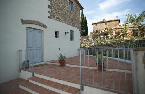 Giugnano Bed & Breakfast | Discover La Dispensa - Bio Agriturismo with Family-Friendly Amenities