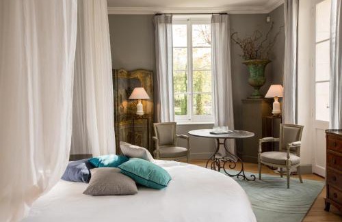 Avignon City Centre Bed & Breakfast | Experience La Divine Comédie with Oceanfront Views & Spa