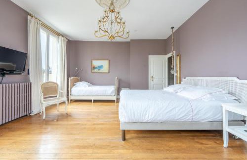 Restigne House | Discover La Dixmeresse: Oceanfront Escape with Top Ratings