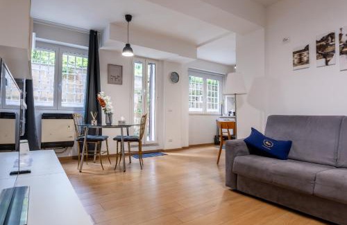 Zona LIII Tomba di Nerone Apartment | La Dolce Roma - Relax & Comfort