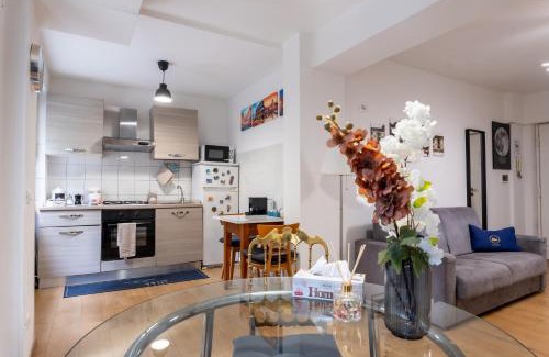 Zona LIII Tomba di Nerone Apartment | La Dolce Roma - Relax & Comfort