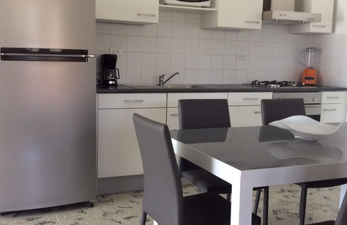 Malmok Apartment | Elegant La Dolce Vita Apartments near Arashi Beach