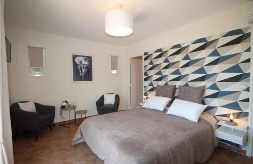 La Grand-Chile Bed & Breakfast | Experience La Dolce Vita Opio: Oceanfront Bliss & 9.8 Rating