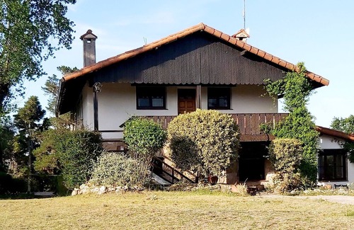 Villa Berna Hotel | La Domanda