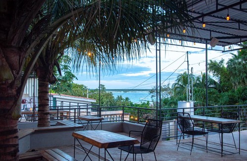 Mario Villanueva Madrid House | Discover Comfort at La Embajada Bacalar with Breakfast