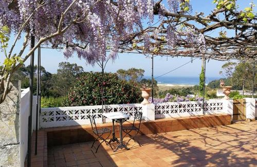 Ferrol House | Pet-Friendly Oceanfront Escape at La Entretenida, 4 Stars