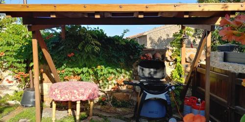 Braojos Apartment | Pet-Friendly Retreat at La Erilla with Spa & Hot Tub