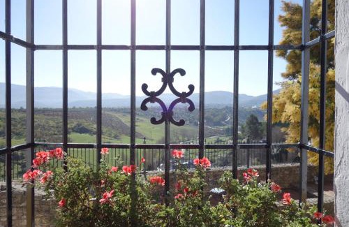 Old Town Bed & Breakfast | Discover La Escondida Ronda: 4-Star Family-Friendly B&B