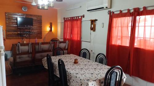 Cochangasta House | Unforgettable Stay at La Esperanza: Pet & Child Friendly!