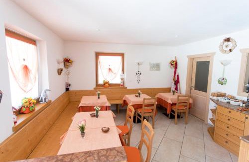 Faedo House | Discover La Fagitana: Highly Rated with Family-Friendly Amenities