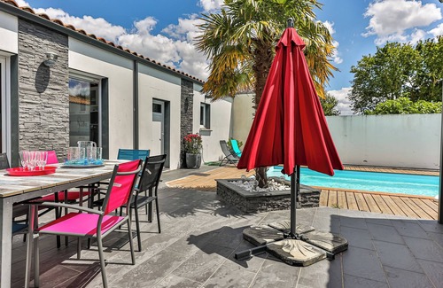Commequiers House | La Favorite, a family home with a heated swimming pool