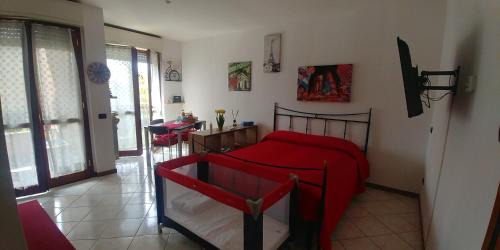 Arcore Apartment | Discover La Fenice: Family-Friendly Retreat with High Ratings