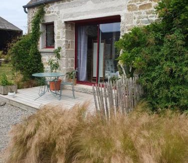 Plestin-les-Greves Bed & Breakfast | Inviting Stay at La Ferme de Lec'h Hameury with Hot Tub
