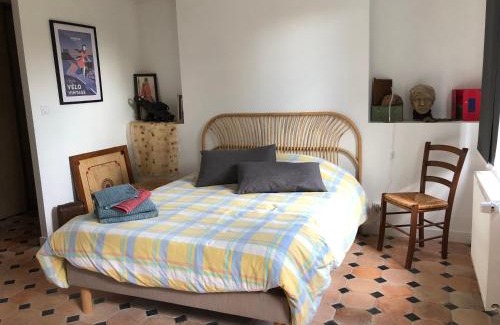 Allonnes House | Cozy LA FERME DE RUSSÉ: Pet-Friendly Oceanfront Retreat