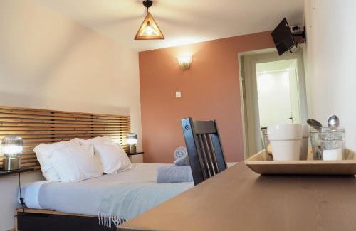 Massiac Bed & Breakfast | Experience la Ferme de Vazerat: Pet-Friendly & Pool Access