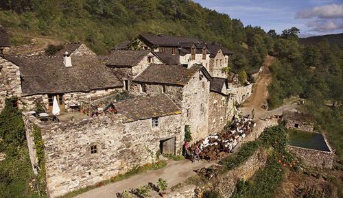 La Salle-Prunet Hotel | Pet-Friendly Retreat at La Ferme des Cévennes: Guest Rated 8.4