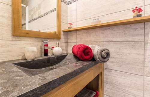 Cordon Bed & Breakfast | Eco-Friendly Retreat at La Ferme des Pépés Marcel