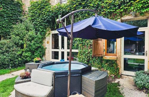 Etivey House | Oceanfront Retreat at La Côte Monsieur with Amazing Amenities