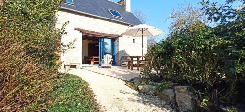 Kermoroc'h House | Experience La Ferme du Père: 9.8 Rated Oceanfront Retreat