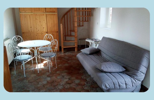 Pende Bed & Breakfast | Pet-Friendly Getaway at La Ferme du Parc for Families
