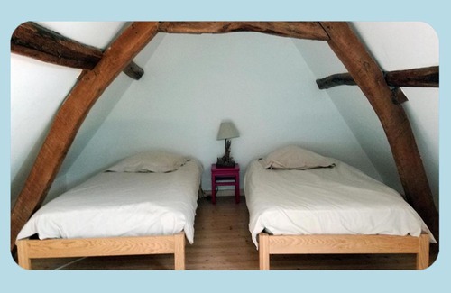 Pende Bed & Breakfast | Pet-Friendly Getaway at La Ferme du Parc for Families