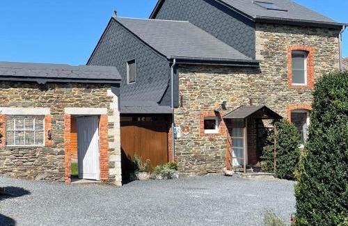 Paliseul House | Cozy Retreat at La Ferme Oubliée - Pet & Child Friendly Stay