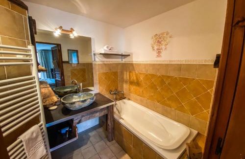 Baratier House | Oceanfront Retreat at La Fernande - Guest Rated 9.2/10