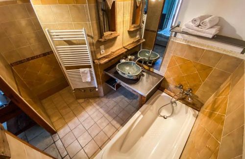 Baratier House | Oceanfront Retreat at La Fernande - Guest Rated 9.2/10