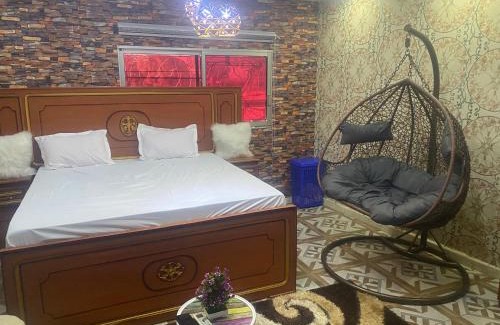 Ziguinchor Bed & Breakfast | Budget-Friendly La Fierté: Pet & Child Friendly Retreat