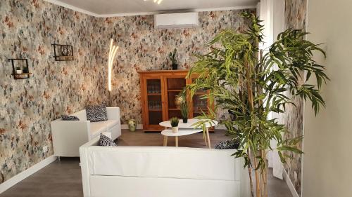 Saint-Andre-dAllas House | Family-Friendly LA FIGUIERA with 9.3/10 Guest Rating