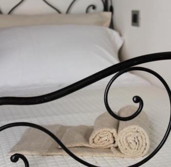 Centro Storico Nord Bed & Breakfast | Discover La Filanda: Top-Rated Hotel with Family Amenities