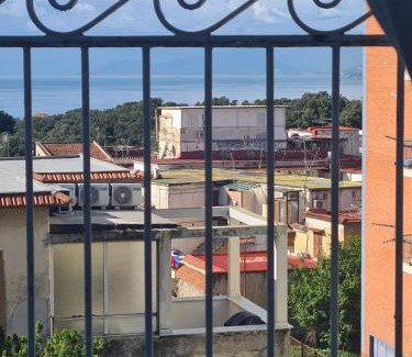 Ercolano Apartment | Family-Friendly Retreat at La Finestra Sul Golfo - 4 Star