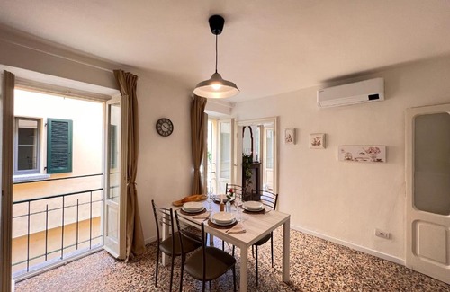 Torno House | Experience Comfort at La Finestra sul Molo in Como