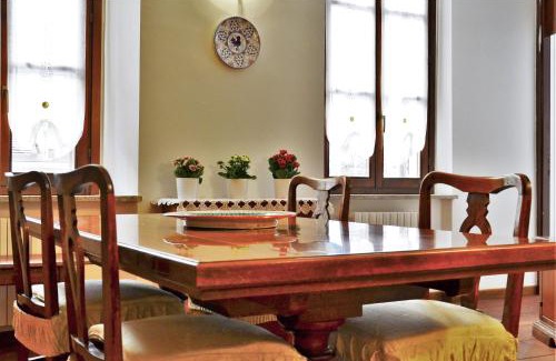 Vigevano Apartment | La finestra sulla Piazza