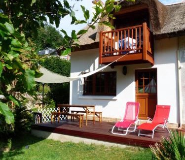 Saint-Jouin-Bruneval House | Experience Oceanfront Bliss at La Flore De Lys Hotel